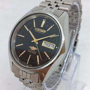VINTAGE Citizen Eagle 7 P8200-S82717 Mens 36mm Automatic 21-Jewel Day Date Watch
